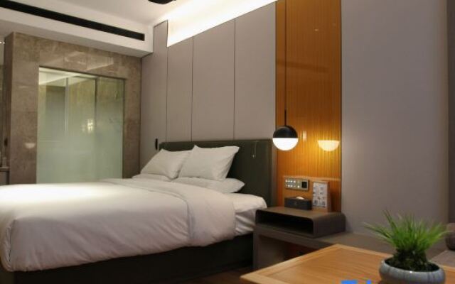 PRIUS HOTEL (Huaren Wanjia Store in Cixi City Center)