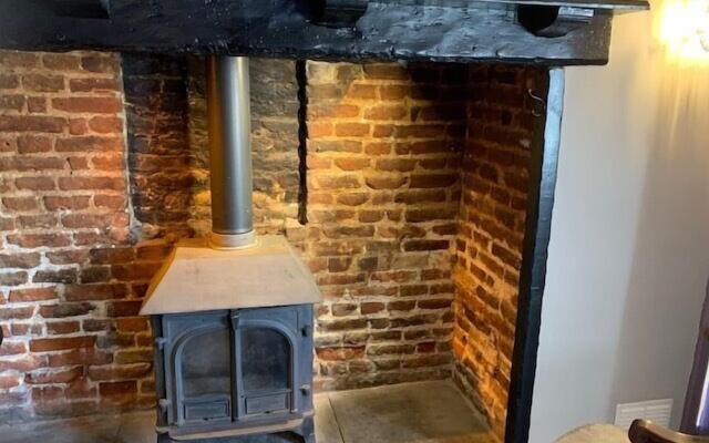 Kings Head Holt