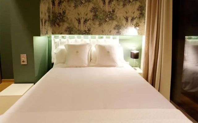 Vasanta Hotel