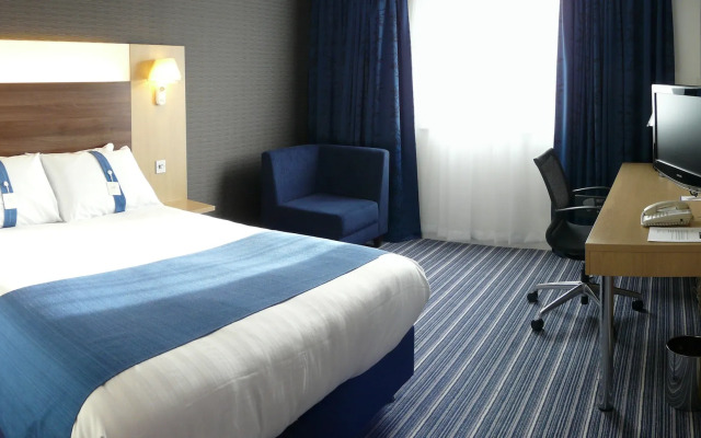 Holiday Inn Express Leigh - Sports Village by IHG