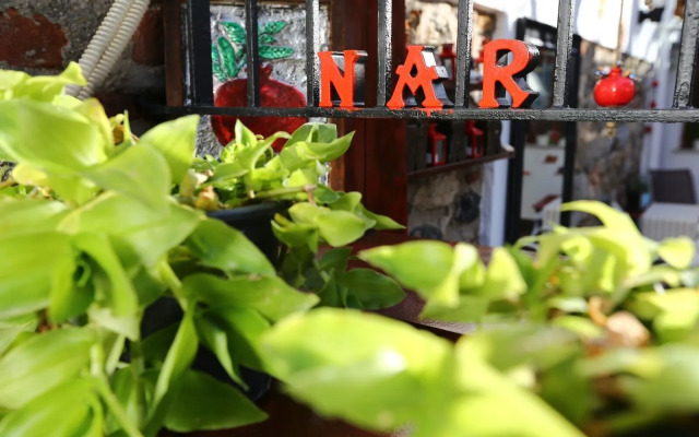 Nar Pansiyon Cafe