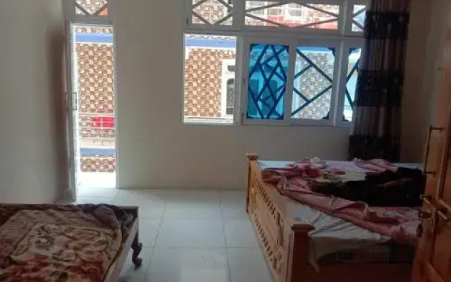 New White Palace Hotel