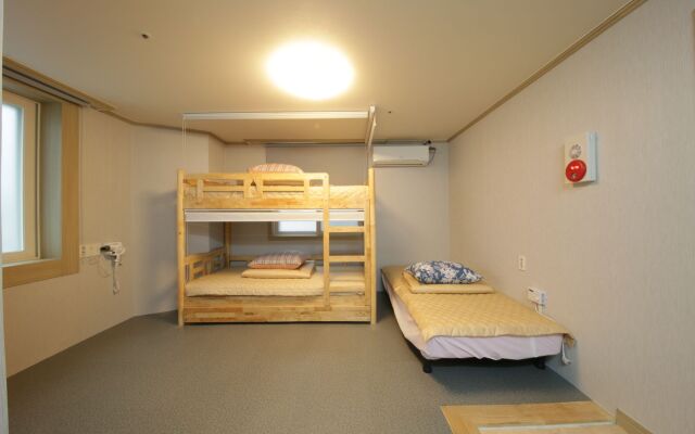 MIHOJAE Hostel Busan