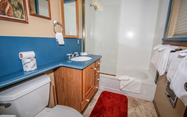 Mountain Top 1532 by RedAwning