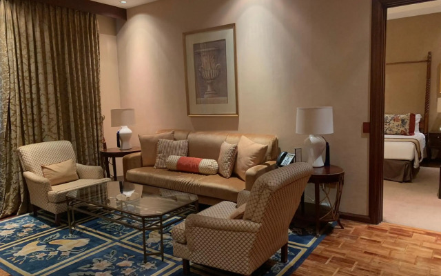 The Manila Hotel