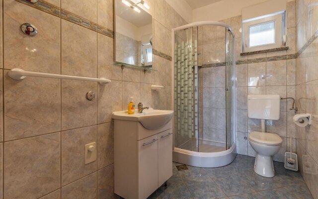 Stunning Apartment in Medulin With 2 Bedrooms and Wifi