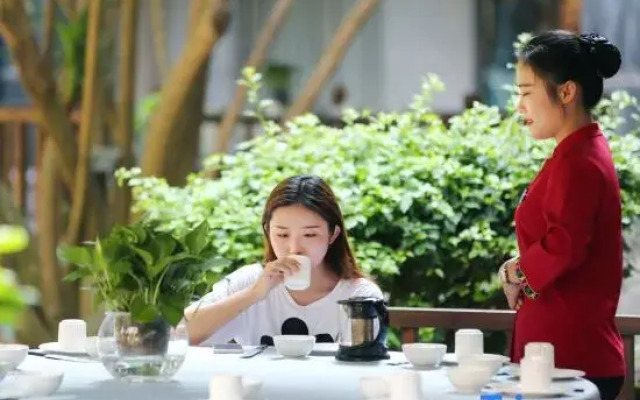 Qionghai waika Hotel (Wanquanhe store)