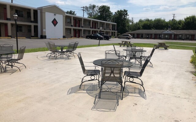 Hanover Hotel & Banquet Center