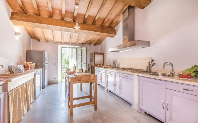 Awesome Home in Sarteano -si- With Wifi and 6 Bedrooms