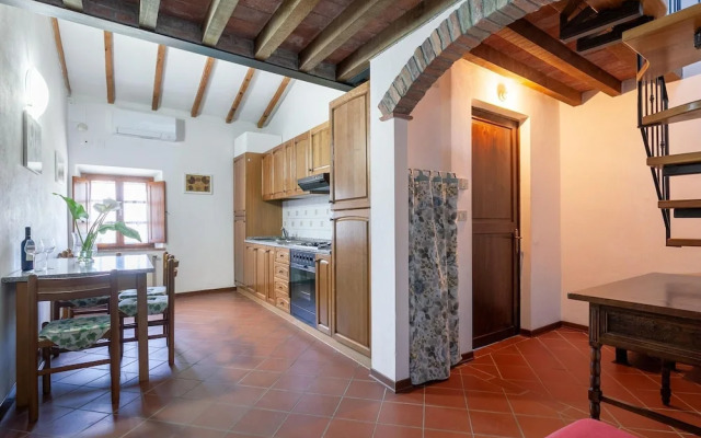 Apartment in Tuscany With Pool & BBQ