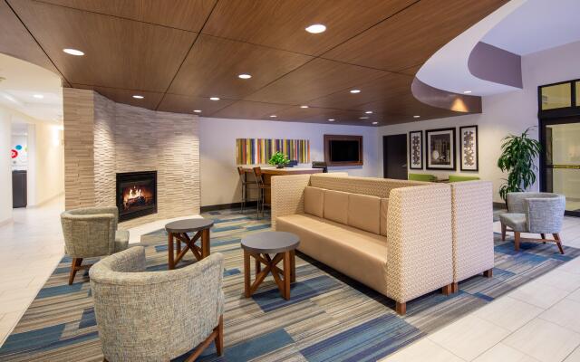 Holiday Inn Express Surprise by IHG
