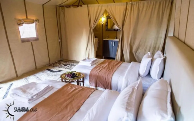 Room-deluxe Triple Room for Three at Sah
