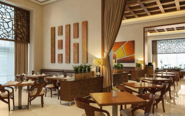 Four Points by Sheraton Sheikh Zayed Road Hotel