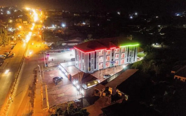 Daystar Luxury Apartment