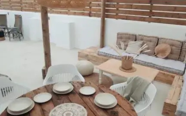 Lorenzo's Bed & Surf Apartment