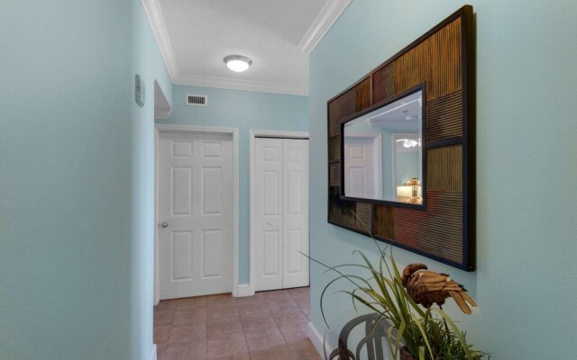 Majestic Beach Towers by iTrip