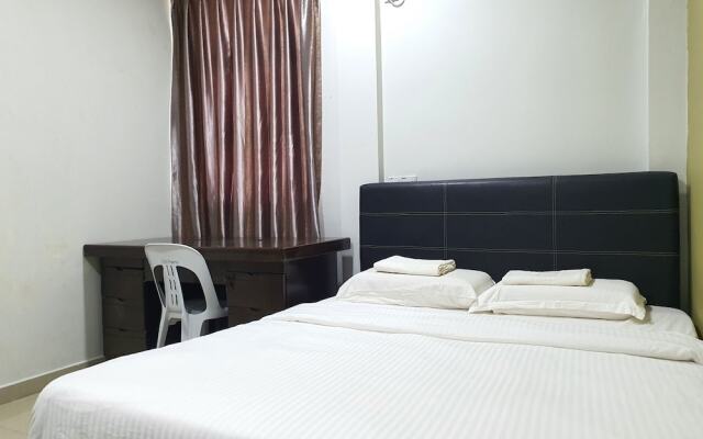 OYO 90435 Sena Home Homestay 819