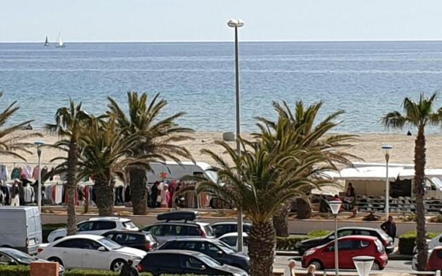 Studio Cozy en Bord de Plage avec Vue Mer