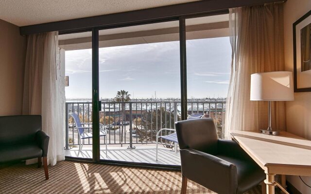 Best Western Yacht Harbor Hotel