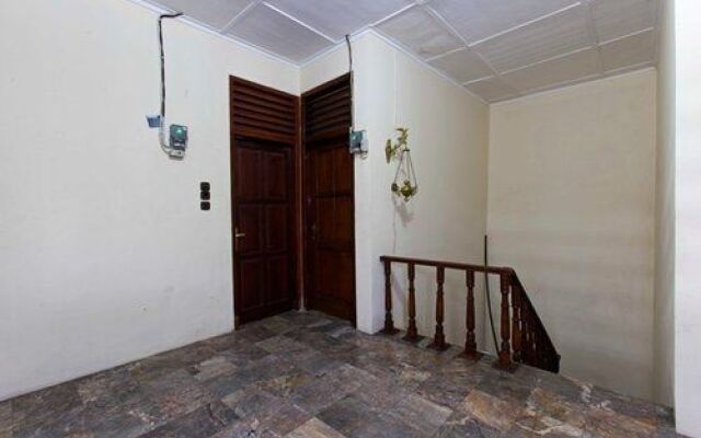 RedDoorz @ Cempaka Putih Barat