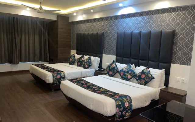 Hotel Narula's Aurrum