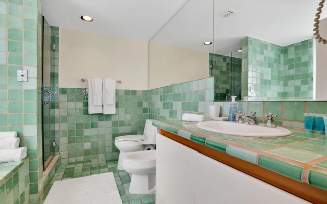 Amazing 3BR direct oceanfront PH by YouRent!