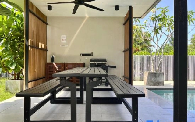 The Summer Villa by Nature Home