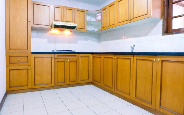 Prime 3br Senopati Apartment Close To Scbd