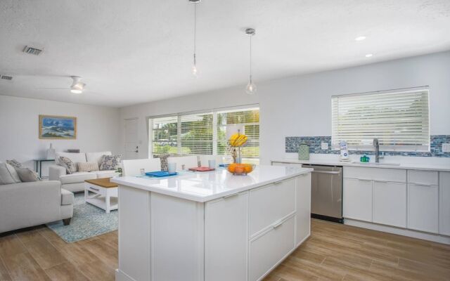 Gorgeous Grove Contemporary Family Home