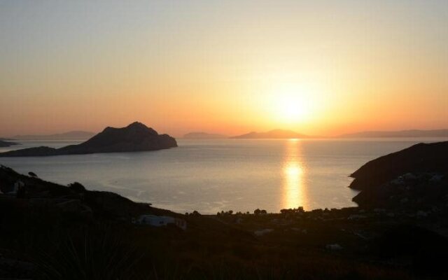 Kaminaki Amorgos Studios & Apartments