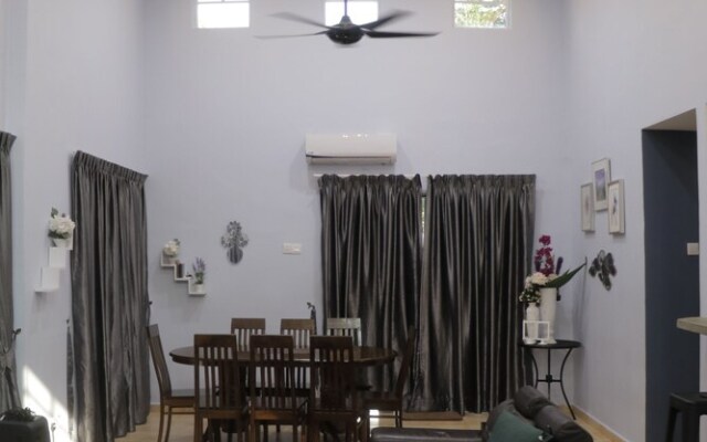 5 Room Villa D'lagos And Private Pool