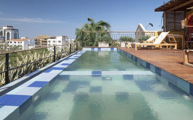 Beautifully Designed Duplex w Wifi Parque de Los Novios