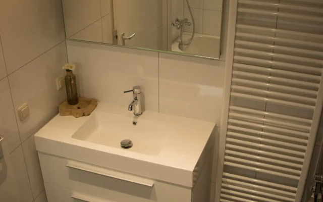 Modern, Spacious, Detached Holiday Home, Near Alkmaar