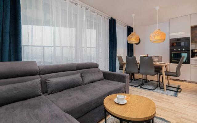 Lux Family Apartment Nadmorskie Tarasy by Renters