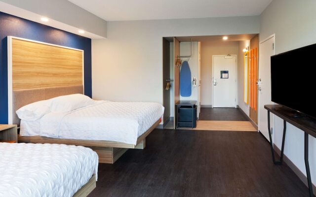 Tru by Hilton Auburn