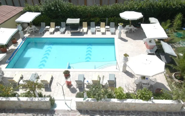 Hotel Villa Rita