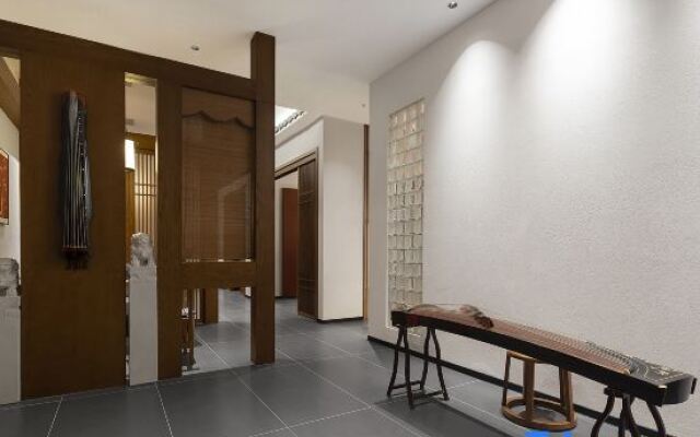 Qianna Meisu Hotel (Xinxiang Municipal Government High-speed Railway Station)