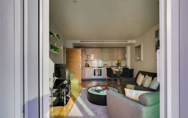 St. George Wharf Serviced Apartments by TheSquare