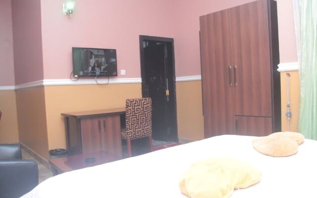 Titanic View Hotel & Suites Ltd