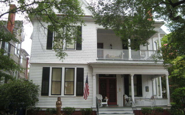 The Mermaids' Porch Bed and Breakfast