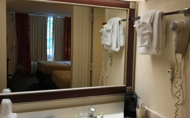 Vista Inn and Suites Tampa