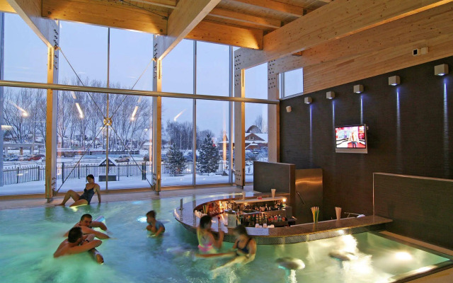 Hotel AquaCity Seasons