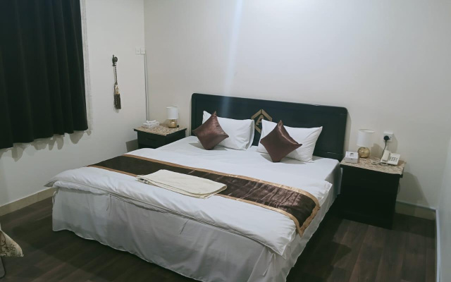 Al Eairy Furnished Apartments Qassim 4