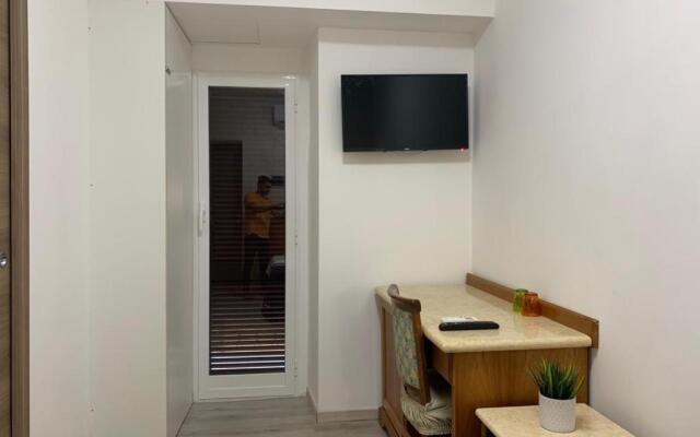 Napoleone Luxury Home