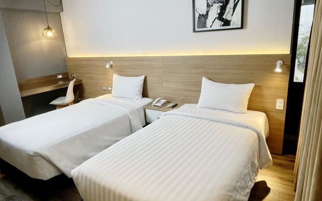 Habitat Hotel