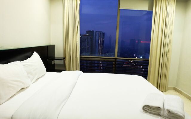 3 Bedrooms Luxury Sudirman Mansion Apartment by Travelio