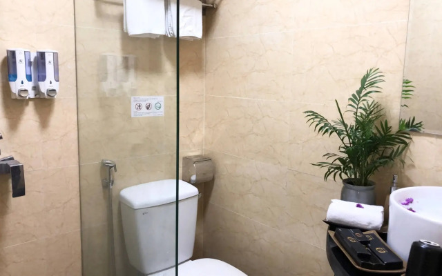 Hanoi Elpis Hotel