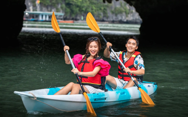 La Vela Classic Cruise - Managed by Paradise Cruises