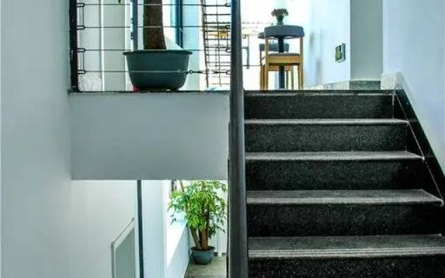 YiHai ZhuYuan Boutique Inn