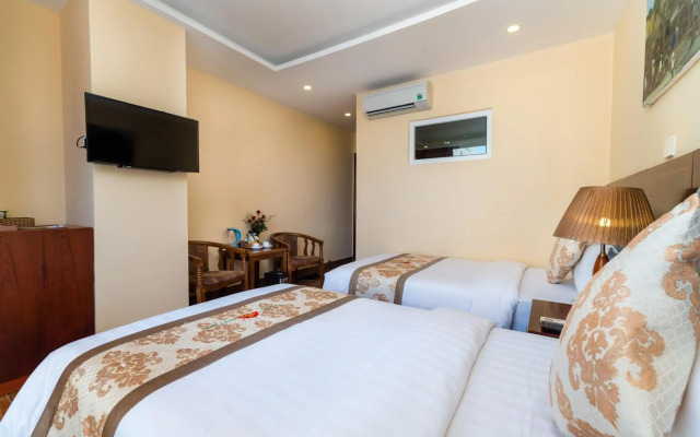 Nhat Minh Hotel and Apartment